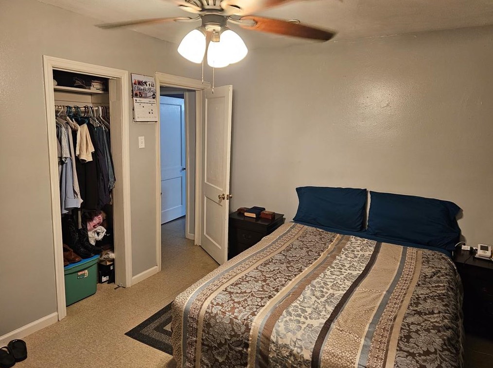 8334 Carolwood Dr, Houston TX  77028-2708 exterior