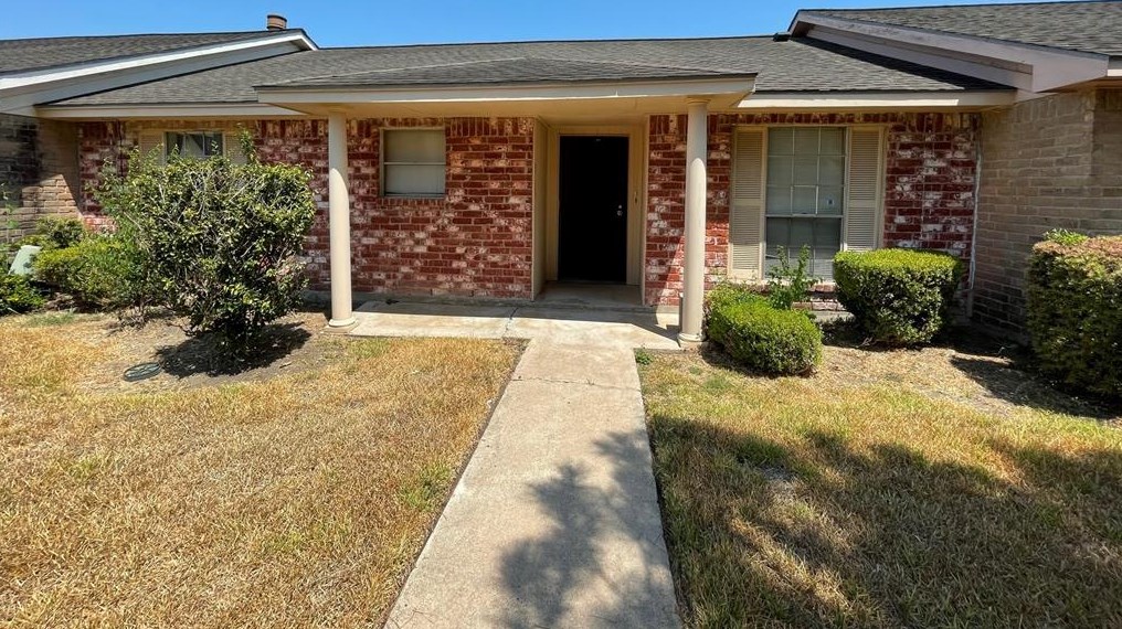 7125 Chasewood Dr, Missouri City, TX 77489-2517