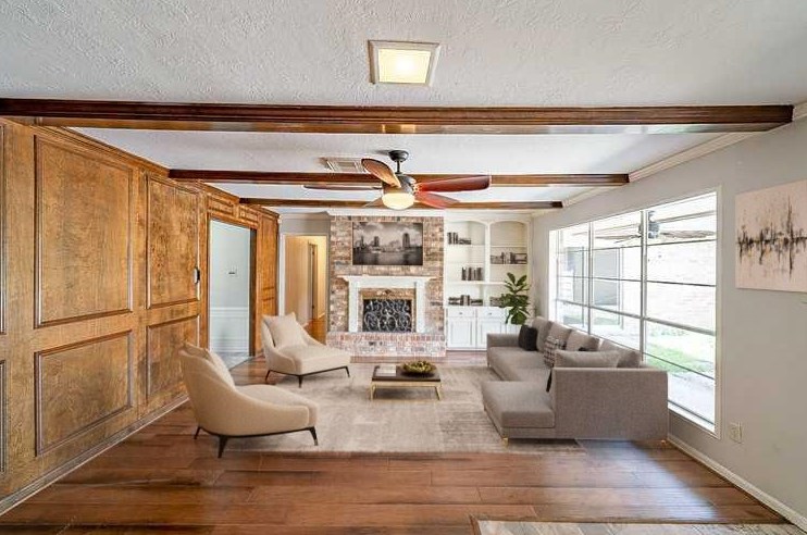 15802 Hollytree Dr, Houston, TX 77068-1219