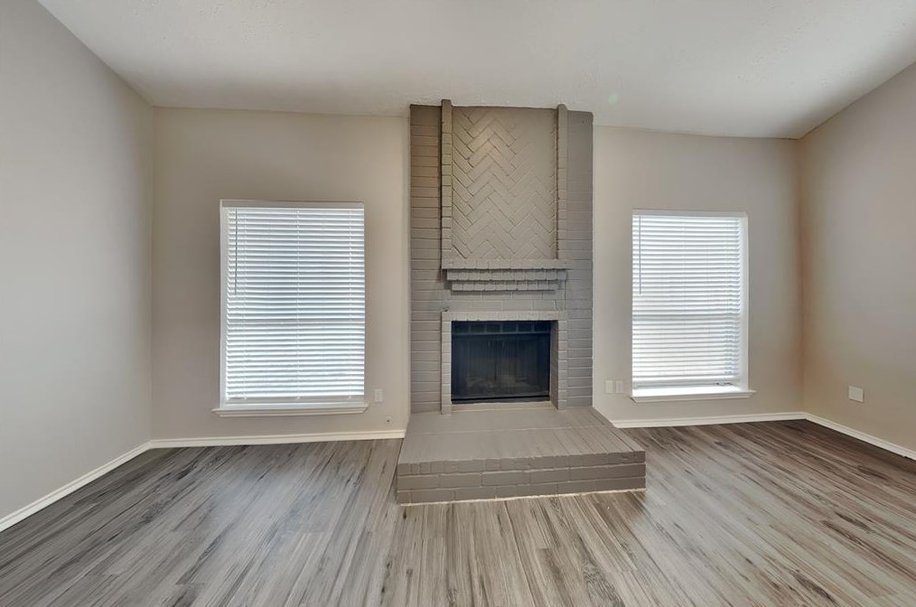 11211 Crooked Pine Dr, Cypress, TX 77429