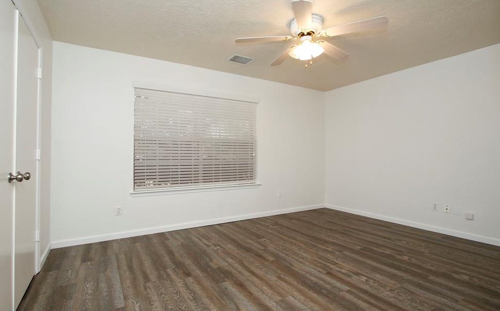 3703 Apple Holw Ln, Humble TX 77396-3937 exterior