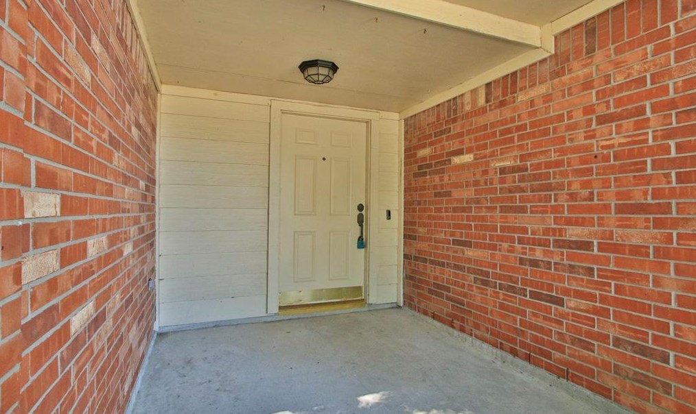 3703 Apple Hollow Ln, Humble TX  77396-3940 exterior