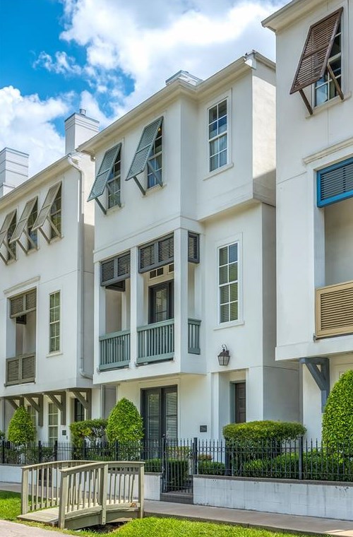 266 E 28th St, Houston, TX 77008