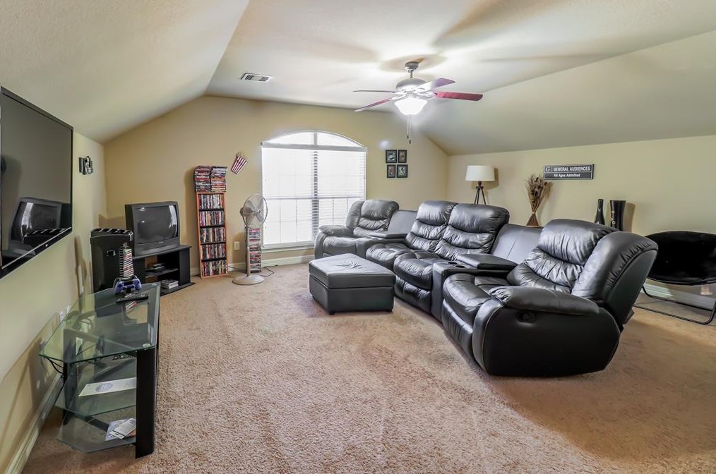 1423 York Crk Dr, Houston TX  77014-1982 exterior