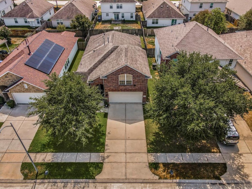 1423 York Creek Dr, Houston TX  77014-1884 exterior