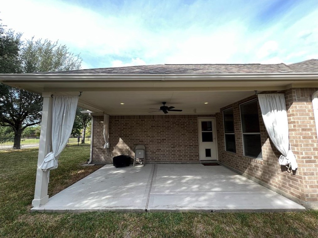 9419 Borden Bluff Ln, Houston, TX 77095