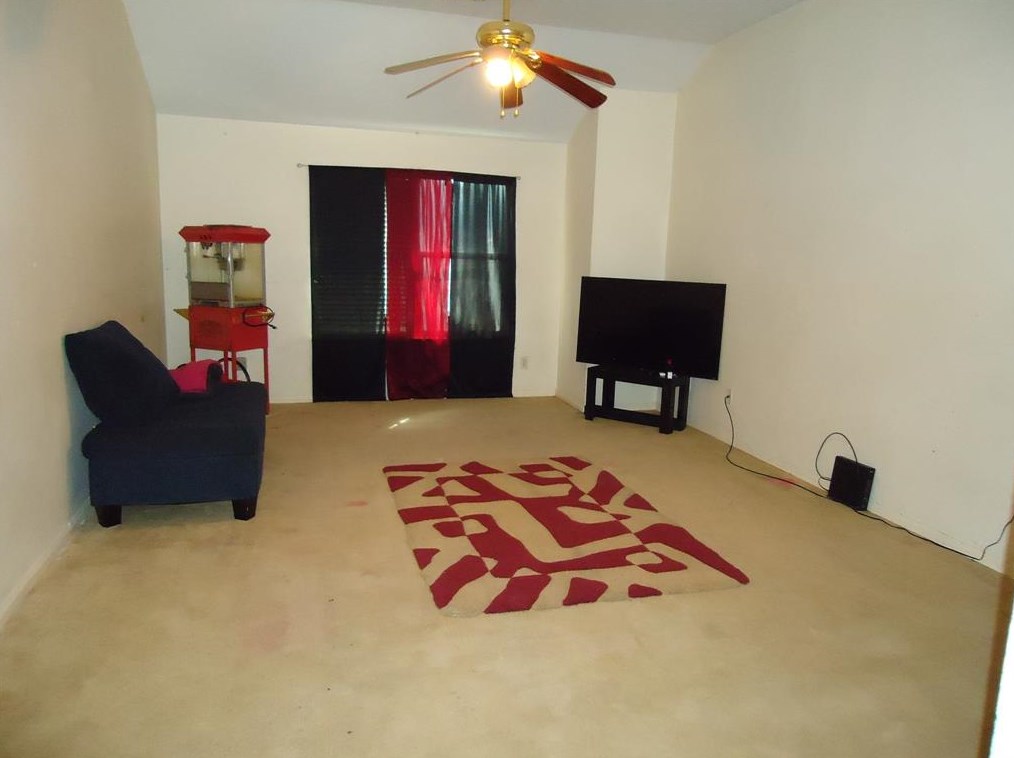 7206 Foxcrest Ln, Humble, TX 77338