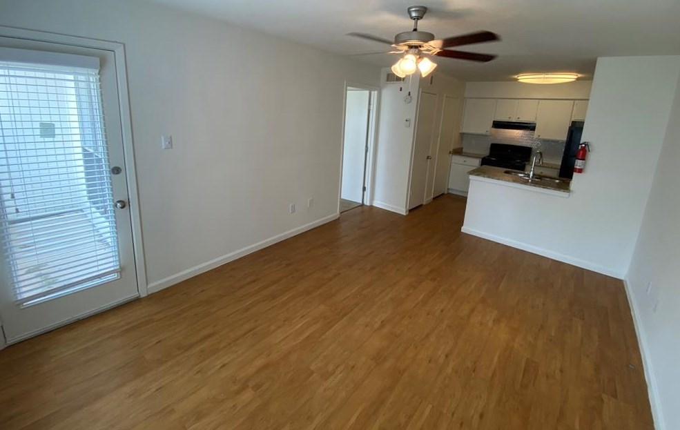 3950 Ashburnham Dr #171, Houston, TX 77082