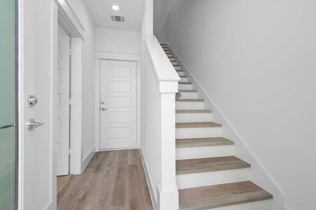 541 Schweikhardt St, Houston, TX 77020