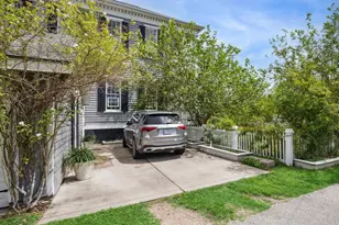 607 11th St, Galveston, TX 77550 - Photo 46