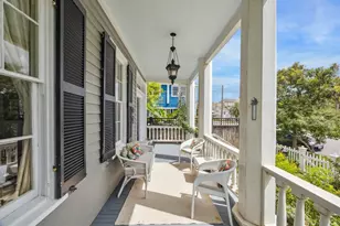 607 11th St, Galveston, TX 77550 - Photo 2