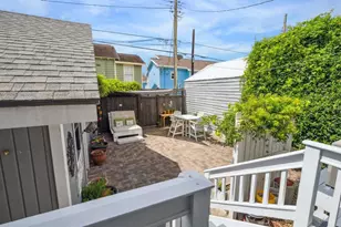 607 11th St, Galveston, TX 77550 - Photo 42