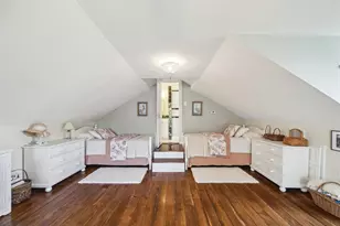 607 11th St, Galveston, TX 77550 - Photo 34