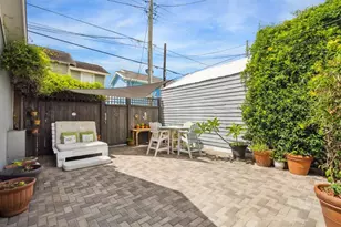 607 11th St, Galveston, TX 77550 - Photo 40