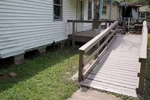 215 Blackshear St, Tomball, TX 77375 - Photo 12