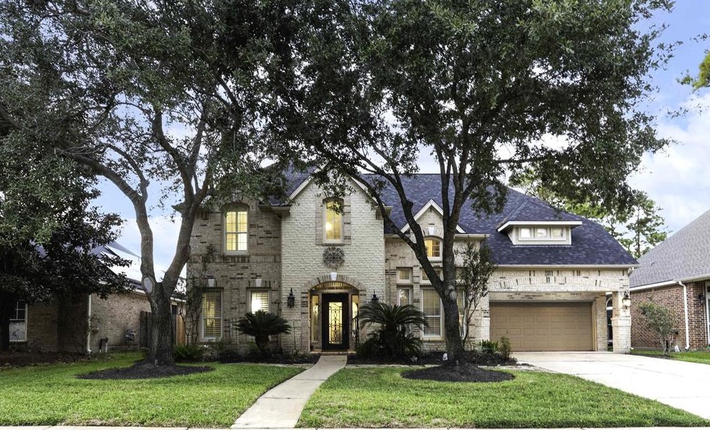 13923 Prospect Point Dr, Cypress TX  77429-8135 exterior