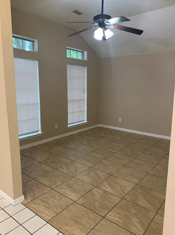 3410 Greenlake Dr, Spring TX  77388-9354 exterior