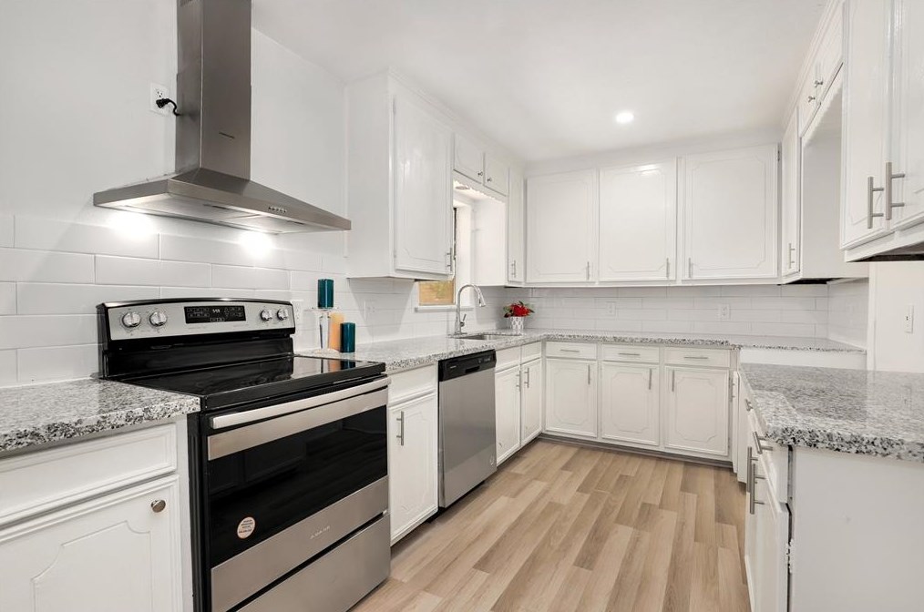 509 Witcher Ln, Houston TX  77076-4719 exterior