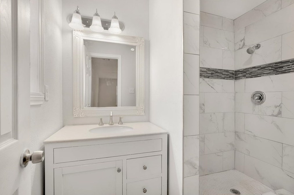 509 Witcher Ln, Houston TX  77076-4719 exterior