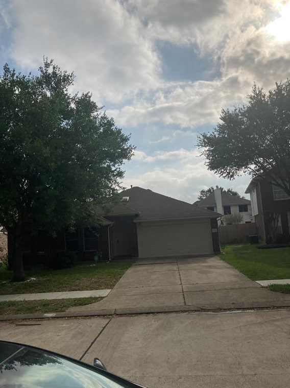 8307 Solara Bend, Houston, TX 77083