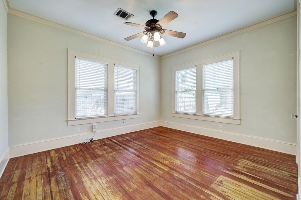 815 Rdg, Houston TX  77009-7309 exterior