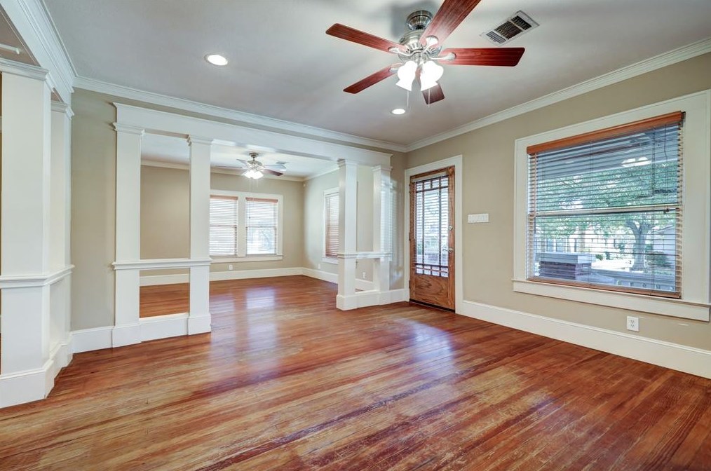 815 Rdg, Houston TX  77009-7309 exterior