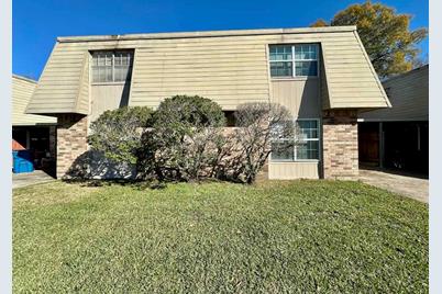 4150 Crow Road #8, Beaumont, TX 77706 - Photo 1