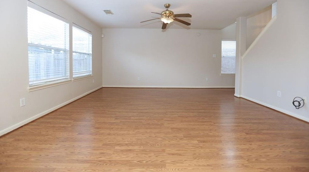 2423 Pinpoint Dr, Spring TX  77373-7883 exterior