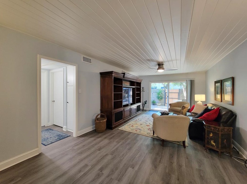 2700 Bellefontaine St #a7, Houston, TX 77025