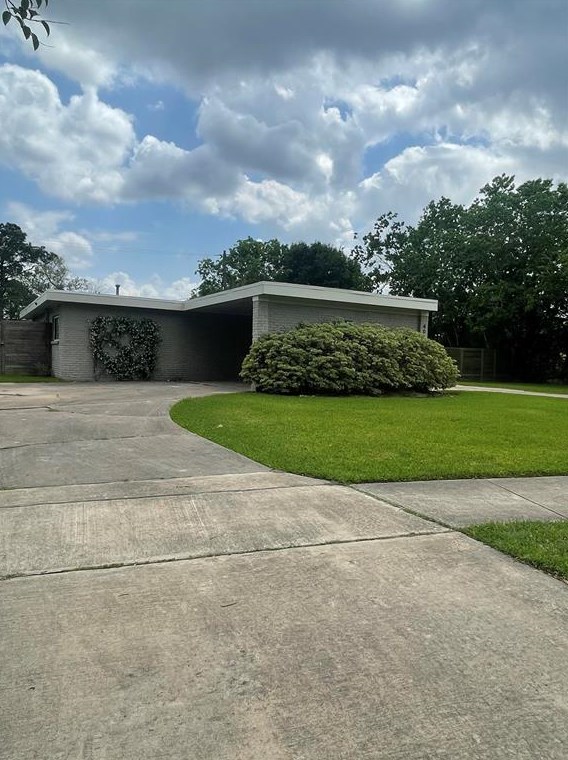 4011 Ebbtide Dr, Houston TX  77045-4415 exterior