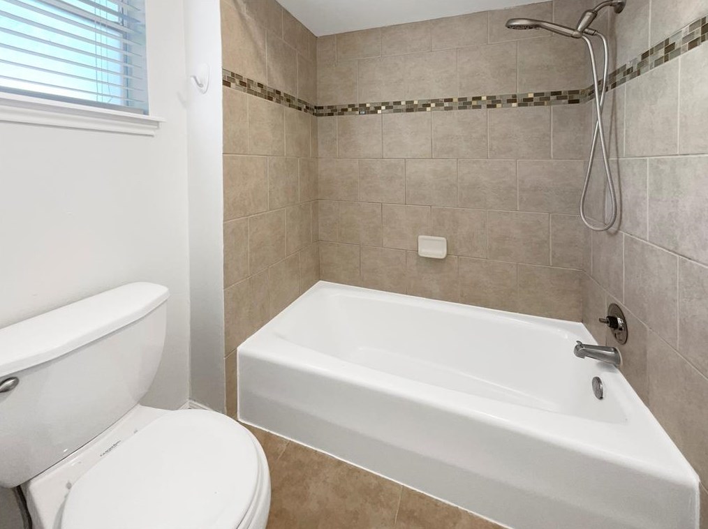 3914 Stillview Dr, Houston TX  77068-2918 exterior