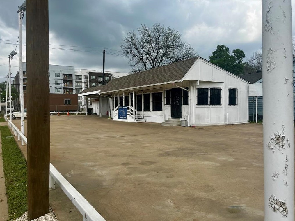 2400 Durham Dr, Houston, TX 77008-1718
