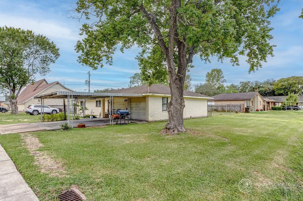 1802 Main St, South Houston, TX 77587-4828
