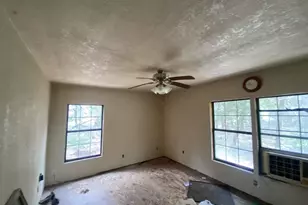 299 N Loop Dr, Blanco, TX 78606 - Photo 8