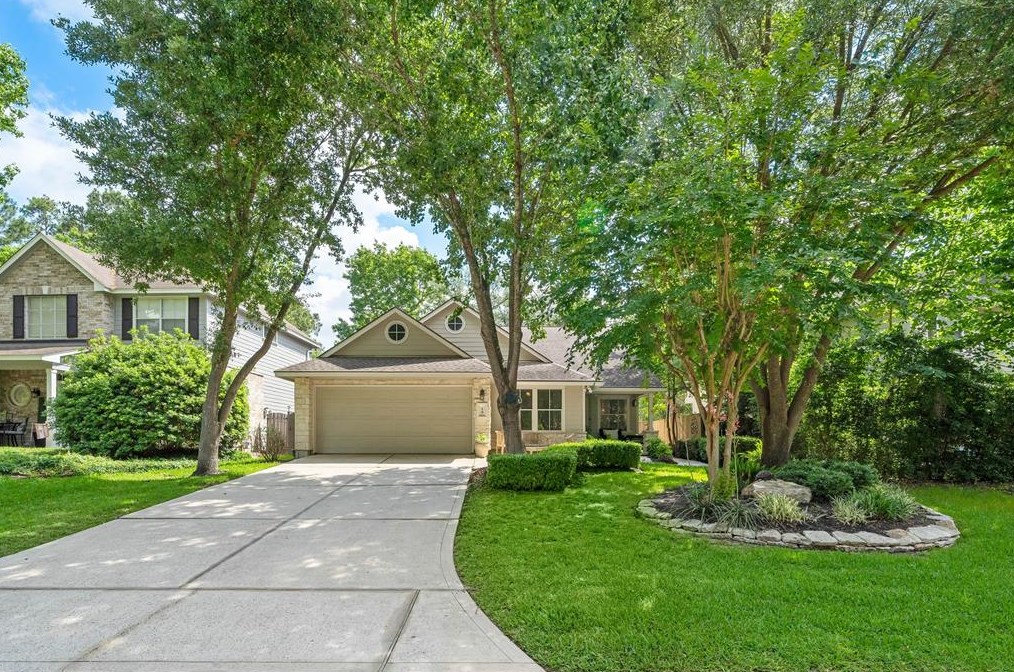 10 Vinca Trl, Spring TX  77382-5753 exterior