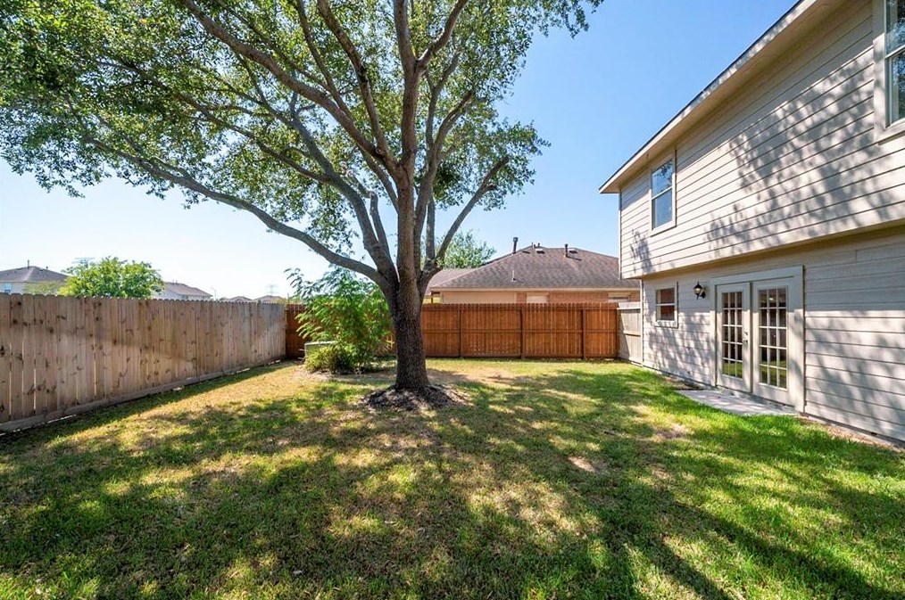 5811 Tidewater, Houston TX  77045-4000 exterior