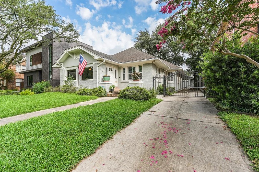 1808 Marshall St, Houston TX  77098-2639 exterior