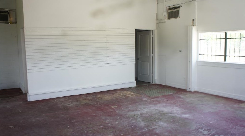6927 Decker Dr, Baytown TX  77520-1257 exterior