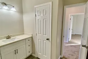 13926 Leabrandon Ln, Houston, TX 77045 - Photo 8