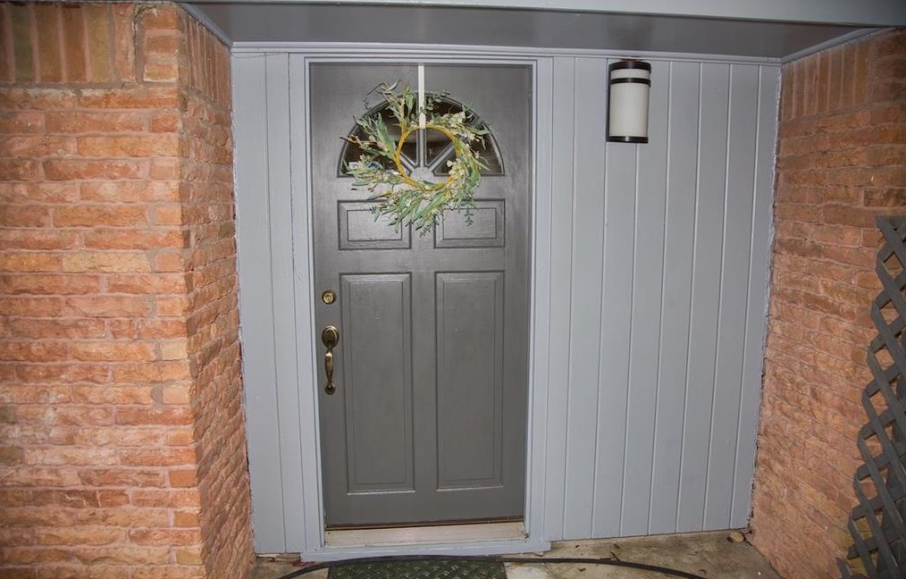 5507 Willowbend Blvd, Houston TX  77035-3731 exterior