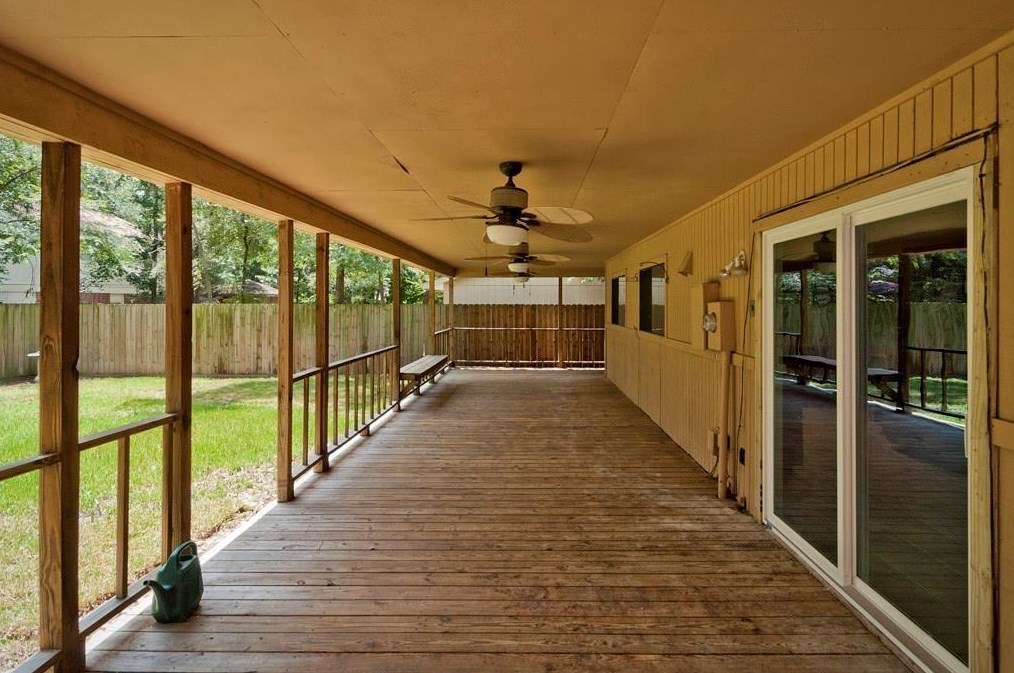 106 Marabou Pl, Spring TX  77380-1882 exterior
