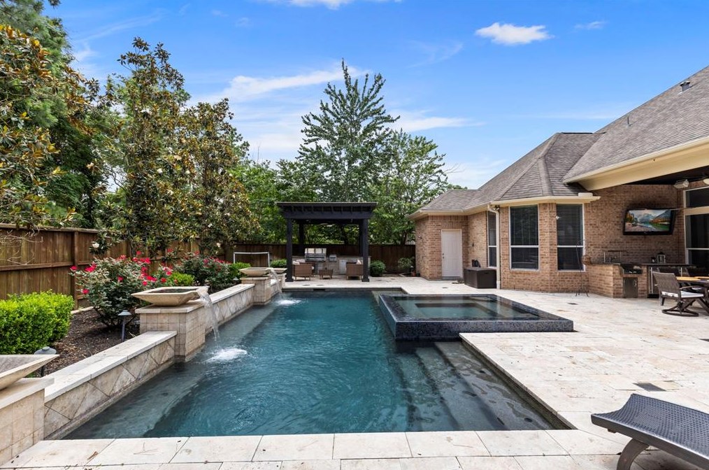 130 Arrow Canyon Cir, Spring TX  77389-2628 exterior