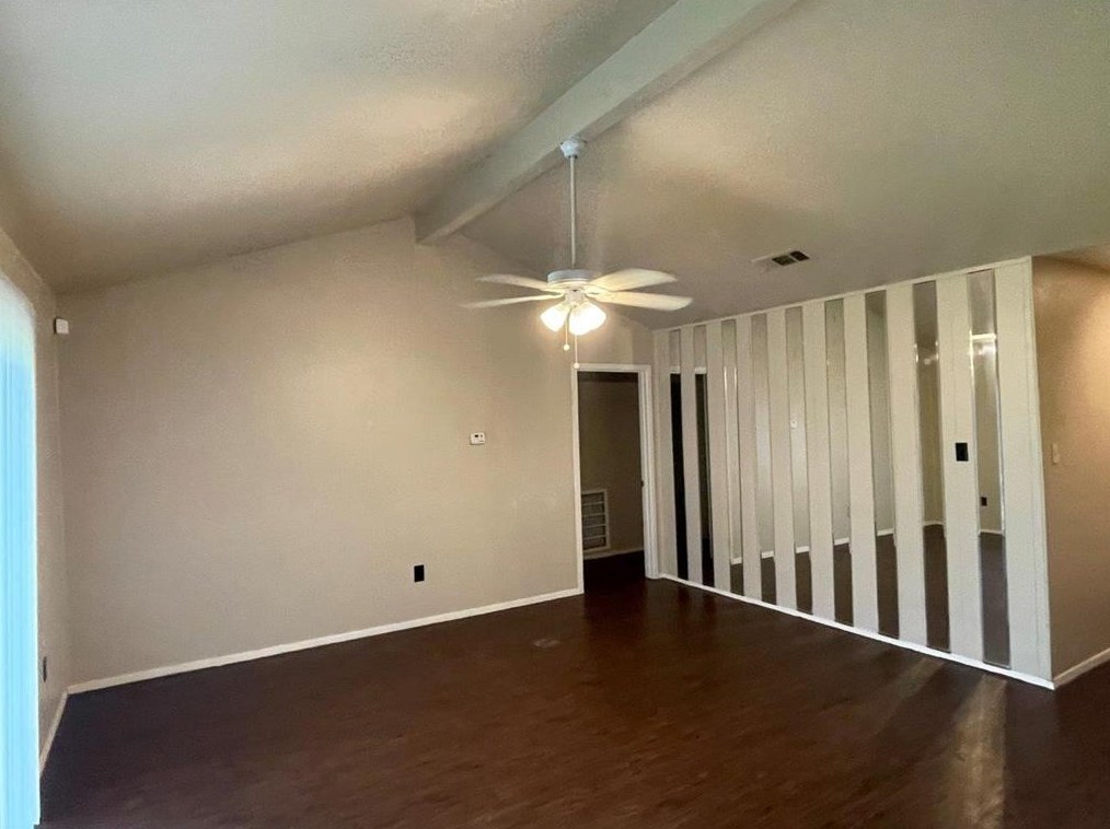 4973 E Ridge Creek Dr, Houston, TX 77053