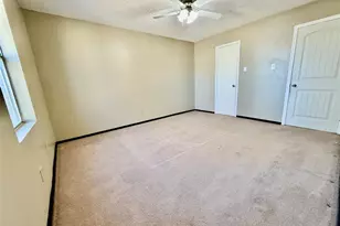 2206 87th St, Lubbock, TX 79423 - Photo 8