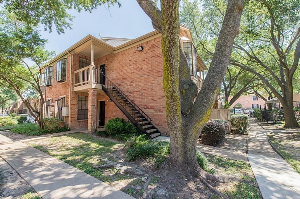 2255 Braeswood Park Dr #230, Houston, TX 77030