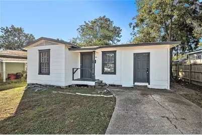 10406 Wiggins Street, Houston, TX 77029 - Photo 1