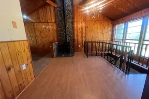 10011 Schanzer Rd, Hitchcock, TX 77563 - Photo 12