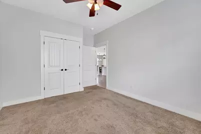 453 E Oak Shadows, Onalaska, TX 77360 - Photo 12