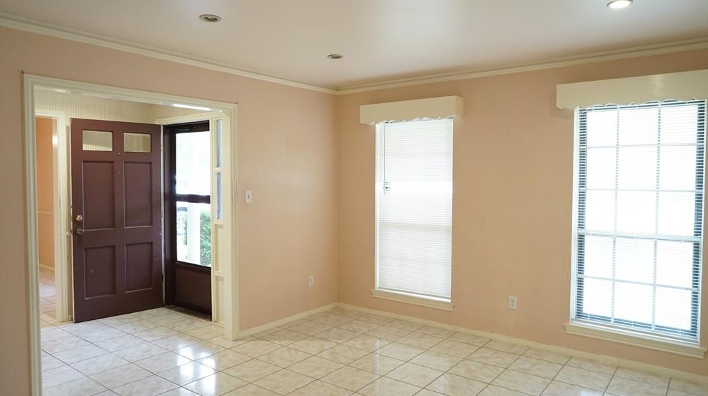 7807 Leader St, Houston TX  77036-5727 exterior