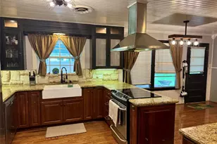 1203 Yupon St, El Campo, TX 77437 - Photo 26